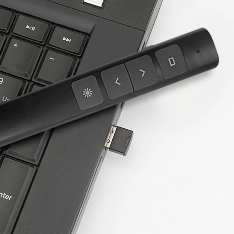 𝐏𝐨𝐢𝐧𝐭𝐞𝐮𝐫 𝐥𝐚𝐬𝐞𝐫